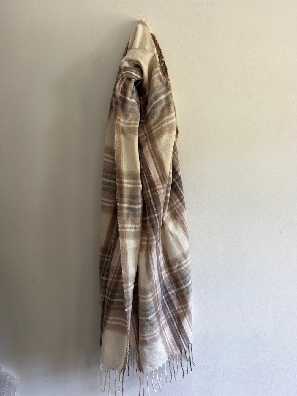 Nine West NWT scarf/shawl